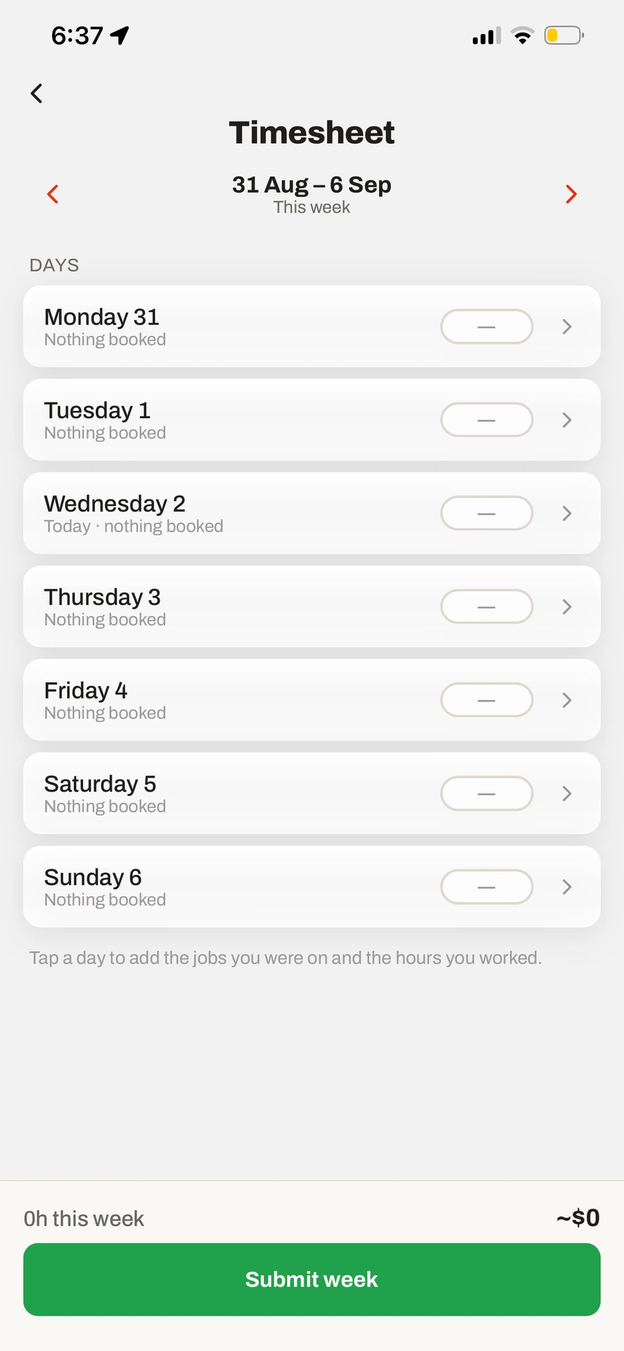 Weekly timesheet in the traqR field app