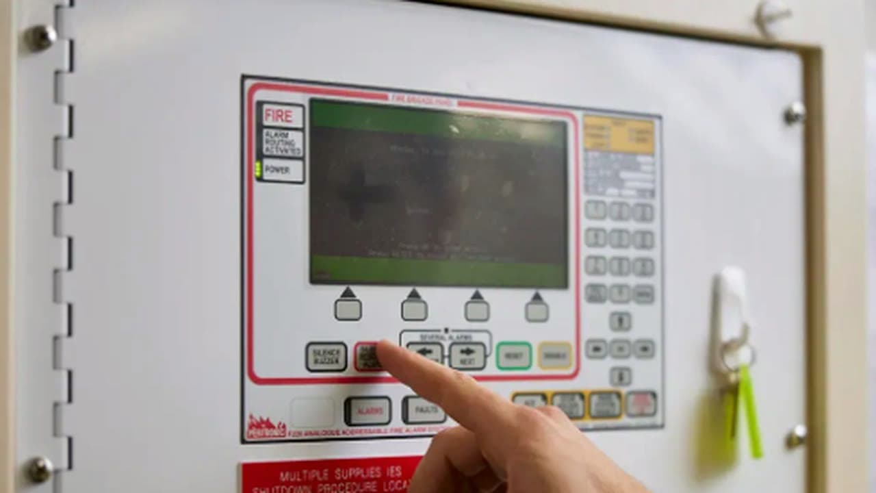 Fire indicator panel end of life: how to spot it, explain it to the client and quote the upgrade